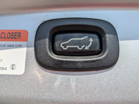 Used 2019 Mitsubishi Outlander SEL image 12