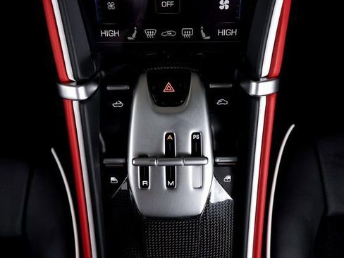 Certified 2025 Ferrari Roma Spider RWD image 47