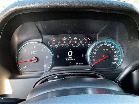 Used 2019 GMC Yukon XL Denali w/ Open Road Package image 19