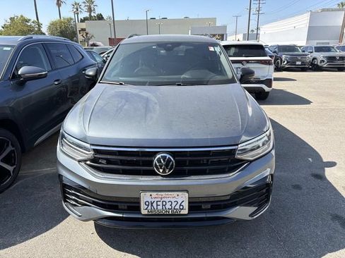 Certified 2023 Volkswagen Tiguan SE R-Line FWD image 2