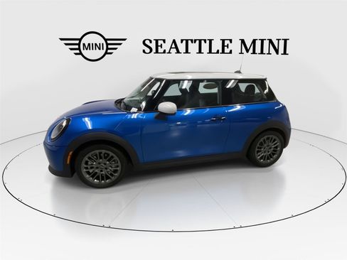 Certified 2025 MINI Cooper S image 6