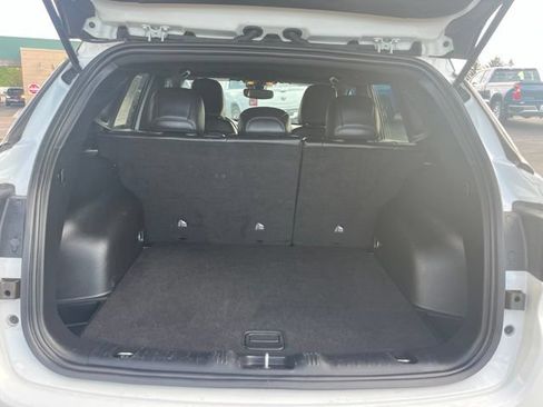 Used 2025 Jeep Compass Trailhawk AWD/4WD image 33