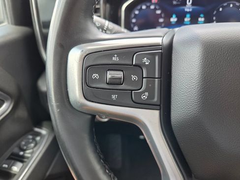 Used 2025 Chevrolet Silverado 1500 LT RWD image 30