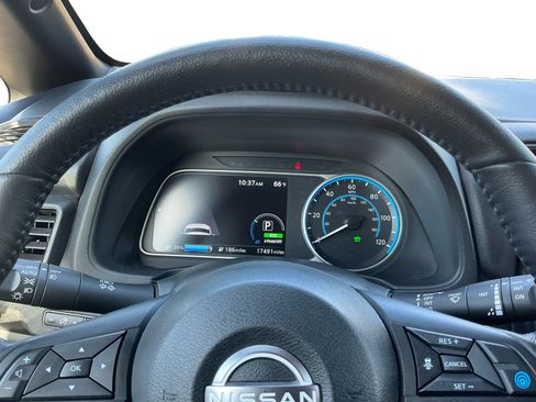 Used 2024 Nissan Leaf SV Plus image 12