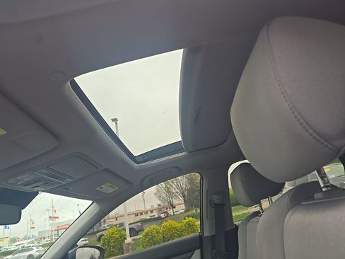 Used 2019 Honda Accord EX image 13