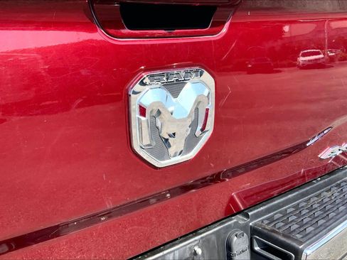 Used 2022 RAM 2500 Big Horn AWD/4WD image 10