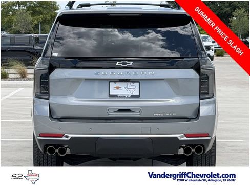 New 2026 Chevrolet Suburban Premier RWD image 5