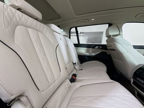 New 2026 BMW X7 xDrive40i w/ Premium Package image 30