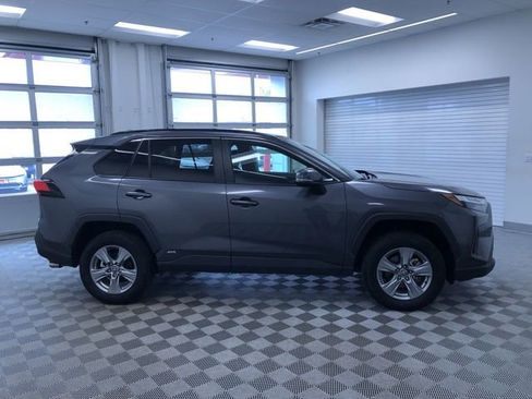 Used 2025 Toyota RAV4 XLE image 35