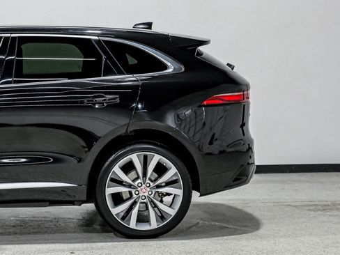 Used 2021 Jaguar F-PACE R-Dynamic S AWD/4WD image 15