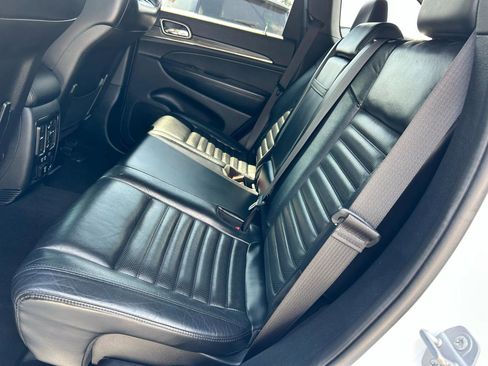 Used 2019 Jeep Grand Cherokee Limited X image 14