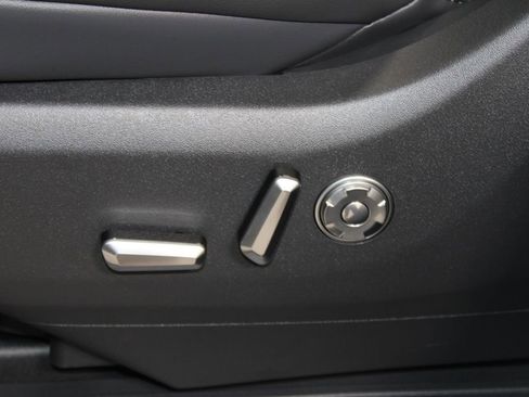 New 2025 Lincoln Navigator Reserve image 25