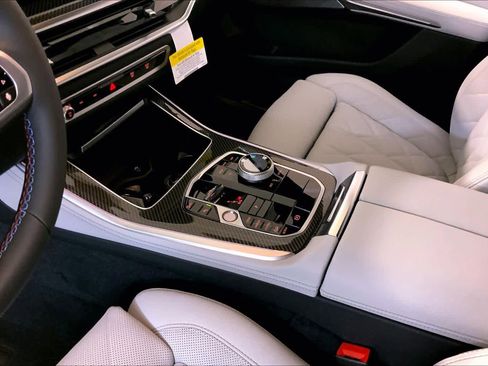 New 2026 BMW X5 M60i AWD/4WD image 7