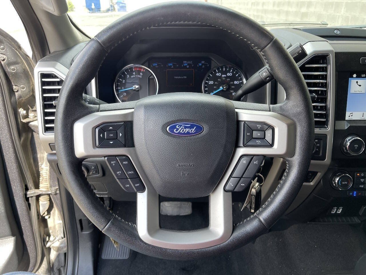 Used 2019 Ford F250 Lariat w/ Lariat Value Package AWD/4WD image 12