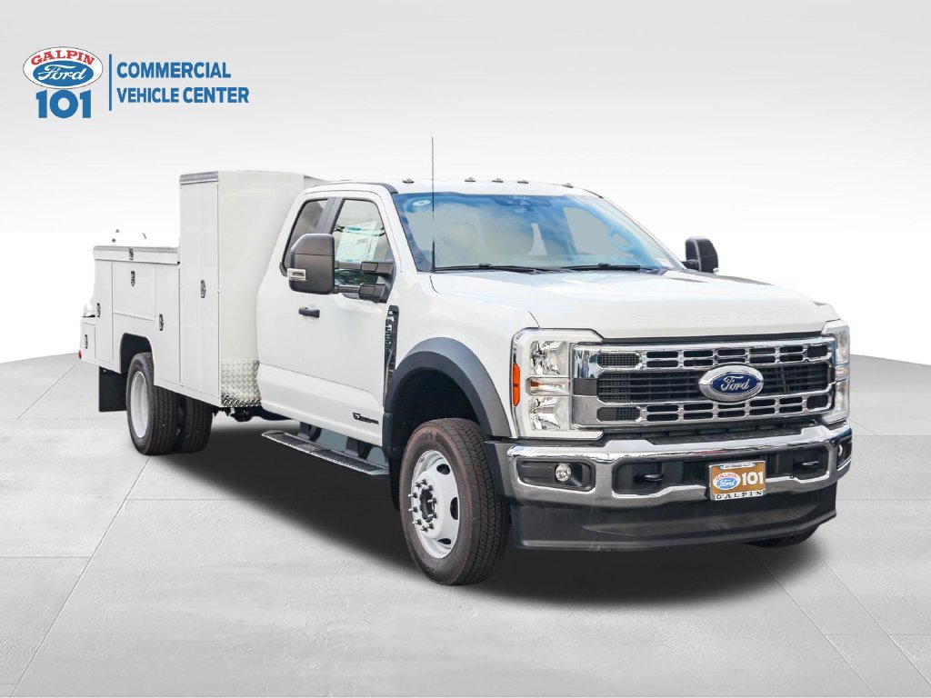 New 2026 Ford F550 4x4 SuperCab Super Duty image 3