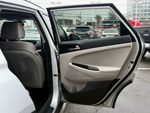 Used 2018 Hyundai Tucson Value image 32