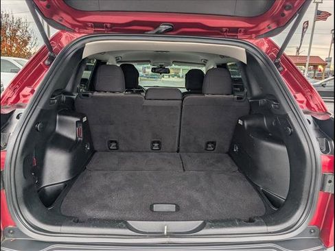 Used 2017 Jeep Cherokee Sport w/ Cold Weather Group image 23