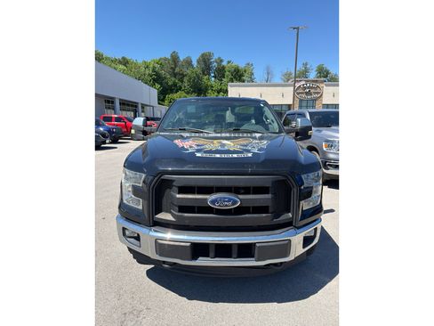 Used 2017 Ford F150 XL w/ Equipment Group 101A Mid AWD/4WD image 1