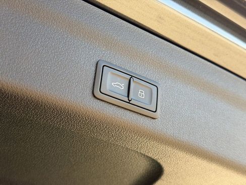 Used 2024 Audi RS 6 performance image 36