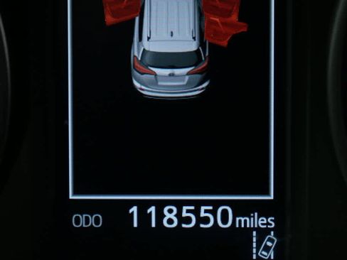 Used 2017 Toyota RAV4 XLE image 13