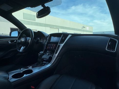 Used 2017 INFINITI Q60 3.0t w/ Cargo Package image 29