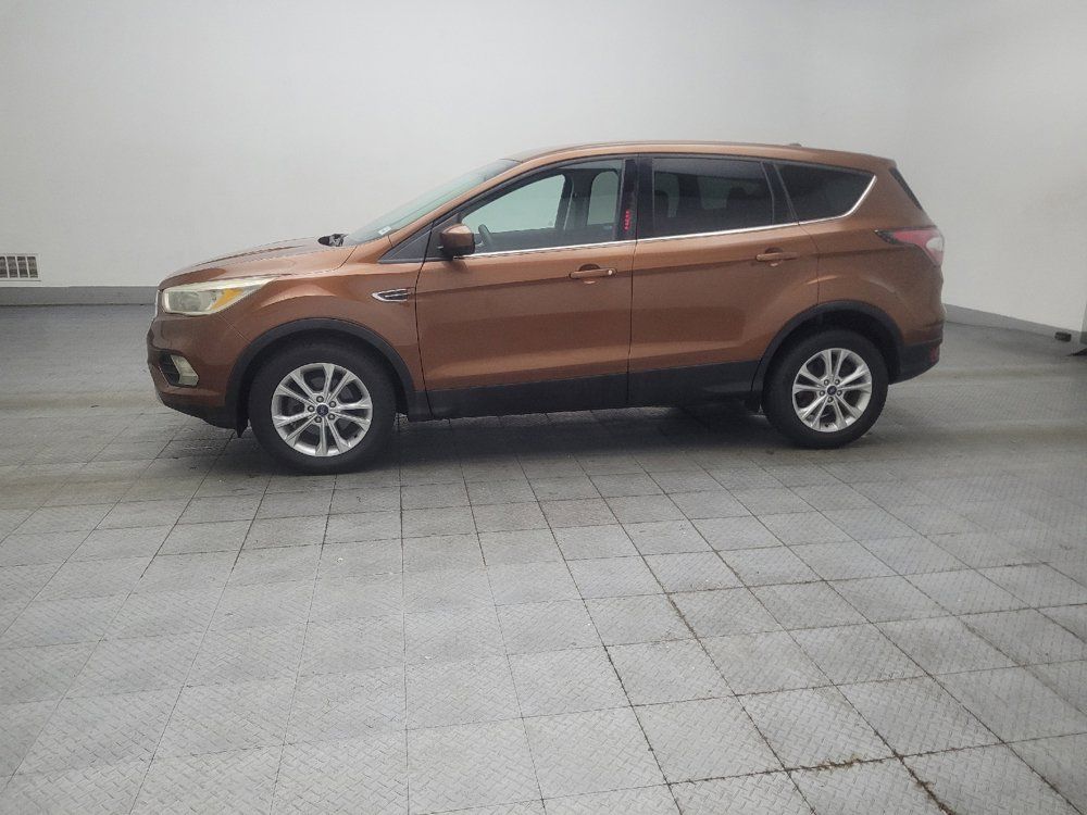 Used 2017 Ford Escape SE FWD image 2