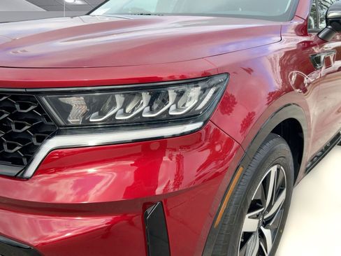 Used 2021 Kia Sorento EX w/ Panoramic Sunroof Package image 10