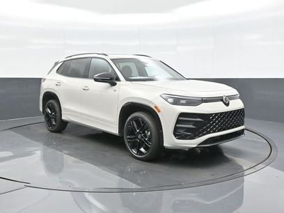 New 2026 Volkswagen Tiguan SE R-Line