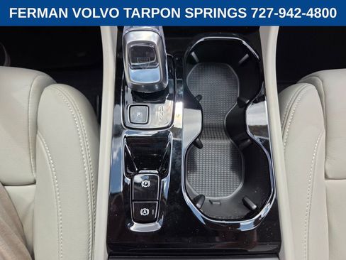 New 2026 Volvo XC40 B5 Plus w/ Protection Package Premier image 27