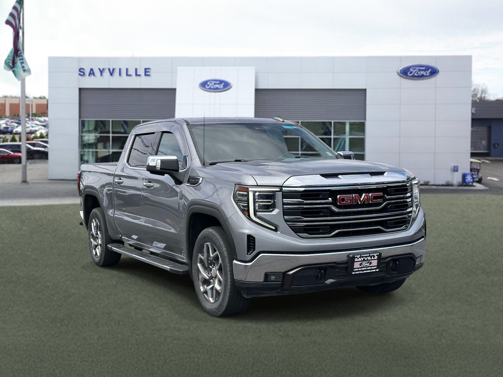Used 2024 GMC Sierra 1500 SLT w/ SLT Premium Package AWD/4WD image 2