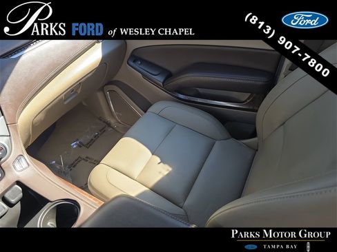 Used 2020 Chevrolet Suburban LT image 15