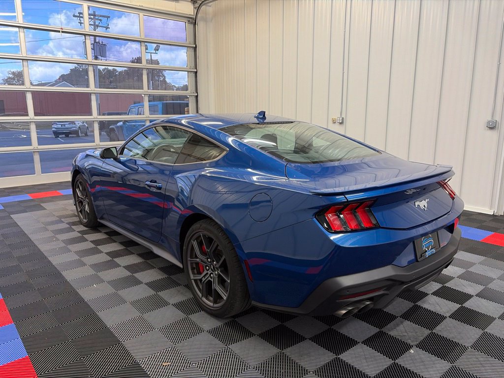 Used 2024 Ford Mustang Coupe w/ 2.3L High Performance Package RWD image 6