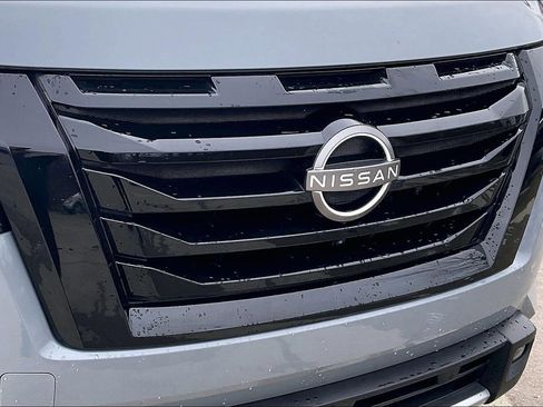 Used 2023 Nissan Pathfinder SL w/ SL Premium Package image 37