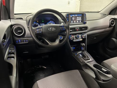 Used 2019 Hyundai Kona SEL FWD image 12