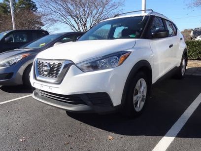 Used 2019 Nissan Kicks S w/ Exterior Package