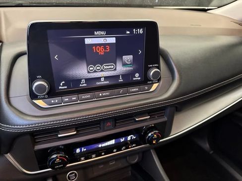 Certified 2023 Nissan Rogue SV AWD/4WD image 25