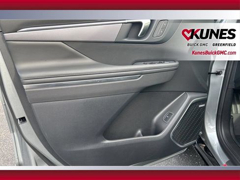 New 2026 Buick Enclave Sport Touring w/ LPO, Floor Liner Package AWD/4WD image 11