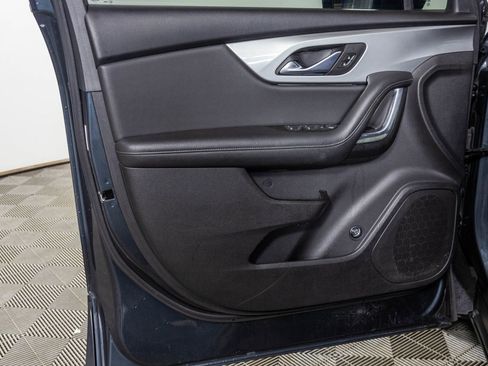 Used 2020 Chevrolet Blazer LT image 37