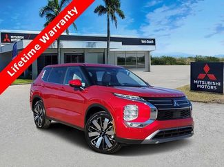New 2026 Mitsubishi Outlander SE FWD 360° Tour