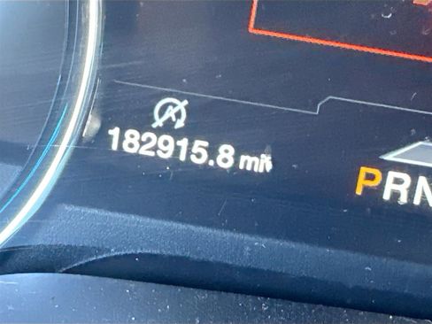 Used 2018 Ford F150 Platinum w/ Equipment Group 701A Luxury image 12