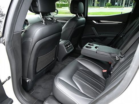 Used 2019 Maserati Ghibli S Q4 image 32