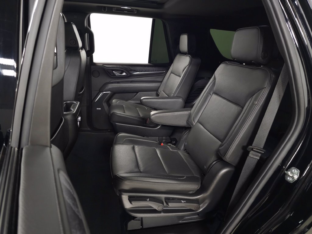 Used 2023 GMC Yukon Denali w/ LPO, Floor Liner Package AWD/4WD image 39