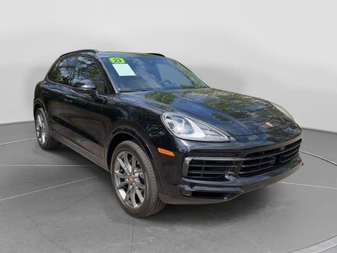 Used 2023 Porsche Cayenne Platinum Edition AWD/4WD image 7