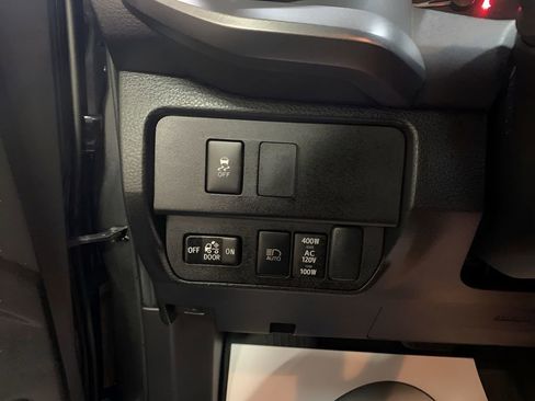 Used 2023 Toyota Tacoma TRD Off-Road image 26