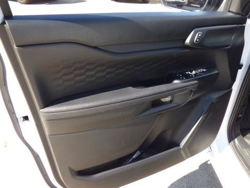 New 2025 Ford Ranger XL image 25