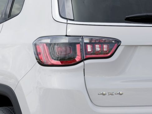 New 2026 Jeep Compass Limited AWD/4WD image 9