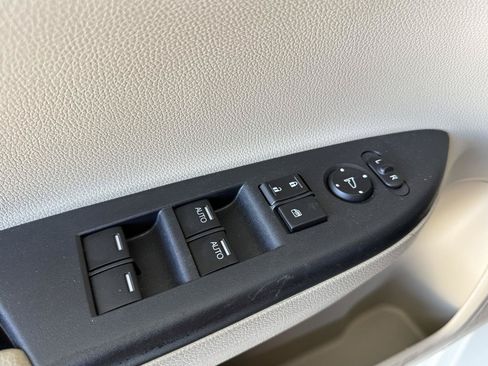 Used 2017 Honda Accord EX image 22