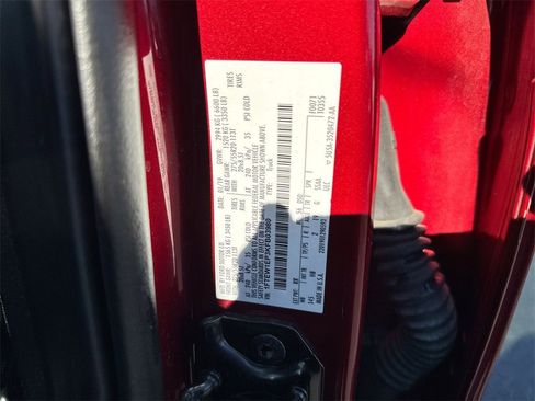 Used 2019 Ford F150 Lariat image 29