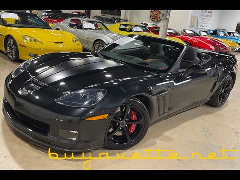 Used 2012 Chevrolet Corvette Grand Sport w/ 3LT Preferred Equipment Group image 2
