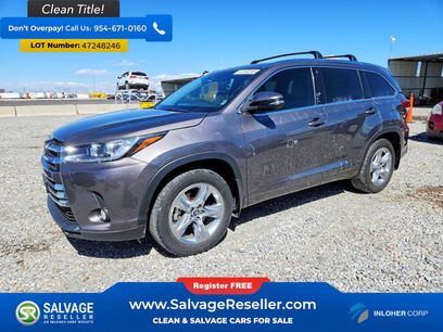 Used 2017 Toyota Highlander Limited